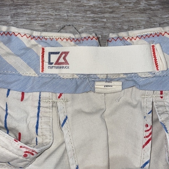 Cutter & Buck 42 - Picture 2 of 6